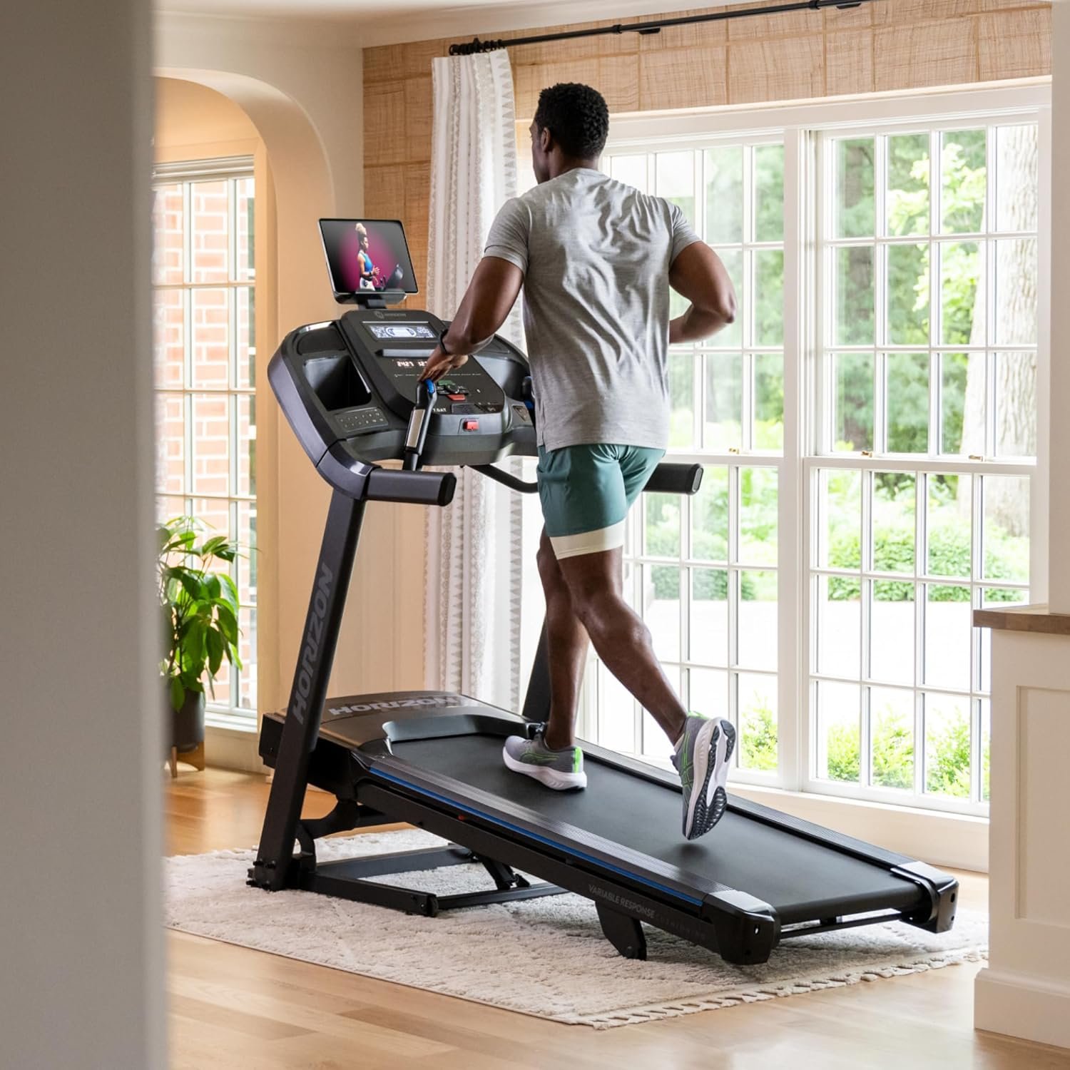 Horizon Fitness Treadmill - Image 6